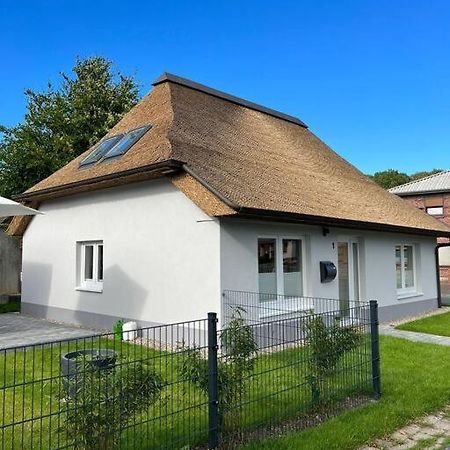 Modernes Ferienhaus Im Eidertal Delve Exterior photo